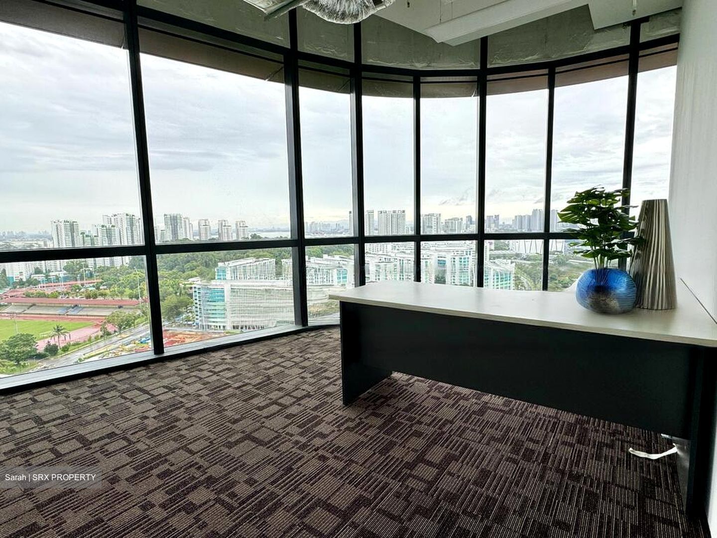 Woods Square (D25), Office #462631881